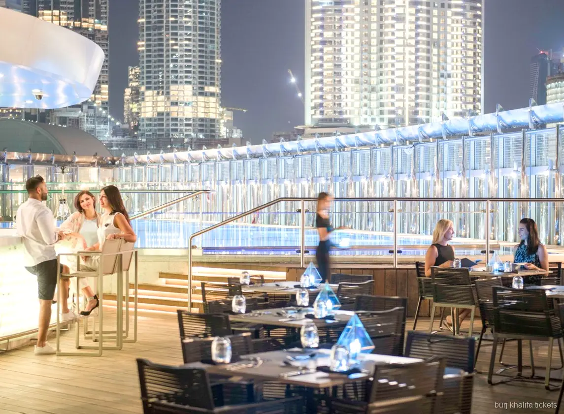 Vista dalla terrazza panoramica incluso prima del pasto nel biglietto cena del Burj Khalifa