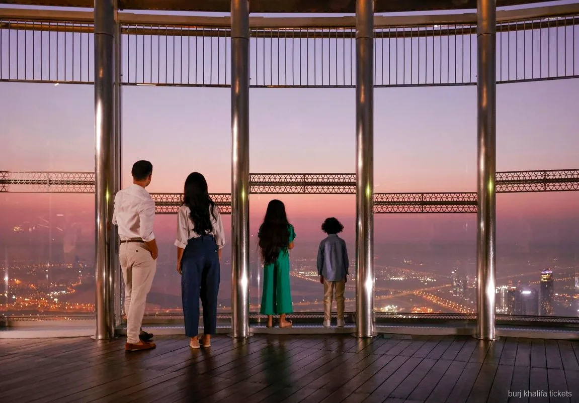 Vue panoramique sur la skyline incluse avec les billets Burj Khalifa niveaux 124 et 125