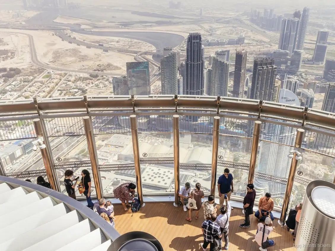 Uitzicht vanaf het Burj Khalifa uitkijkplatform inbegrepen bij het aquarium combiticket