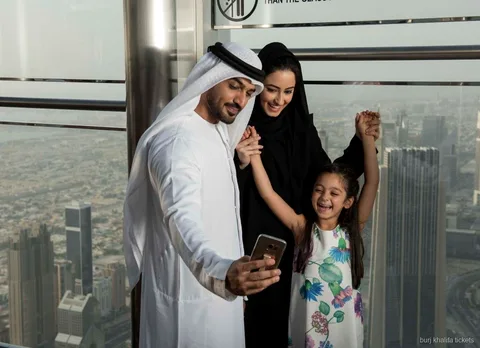Widok na Burj Khalifa z obserwatorium Sky Views Dubai